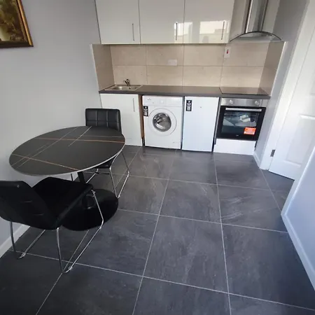 Cozy Private Self-contained Semesterbostad Tallaght
